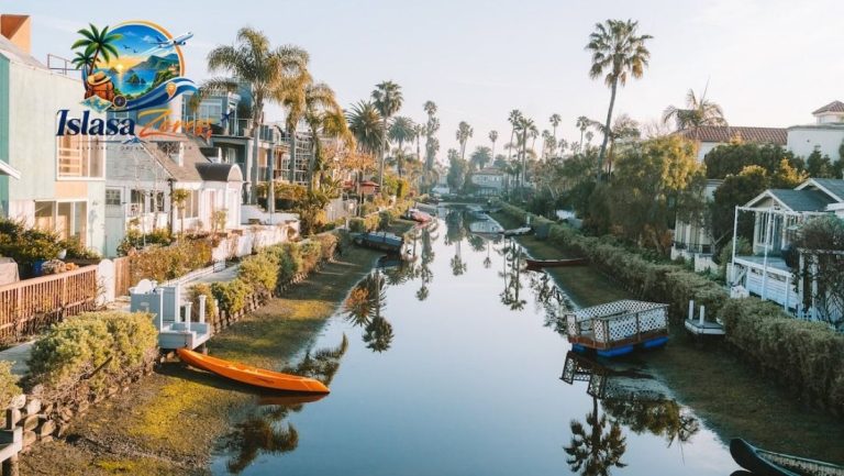 20 Best Winter Getaways in the USA From Warm Beaches to Snowy Mountains